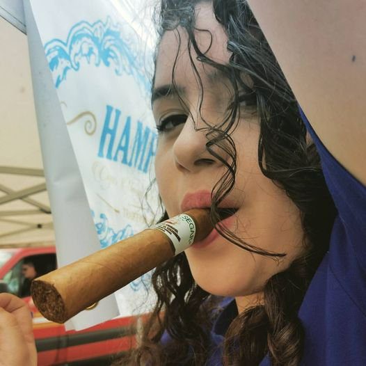 Party Pics – Girls Enjoying Cigars