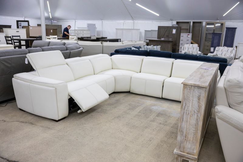 Save Up to 70% on Luxury Furniture | Woodchucks